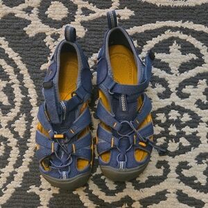 Keen Kids Navy and Yellow Sandals